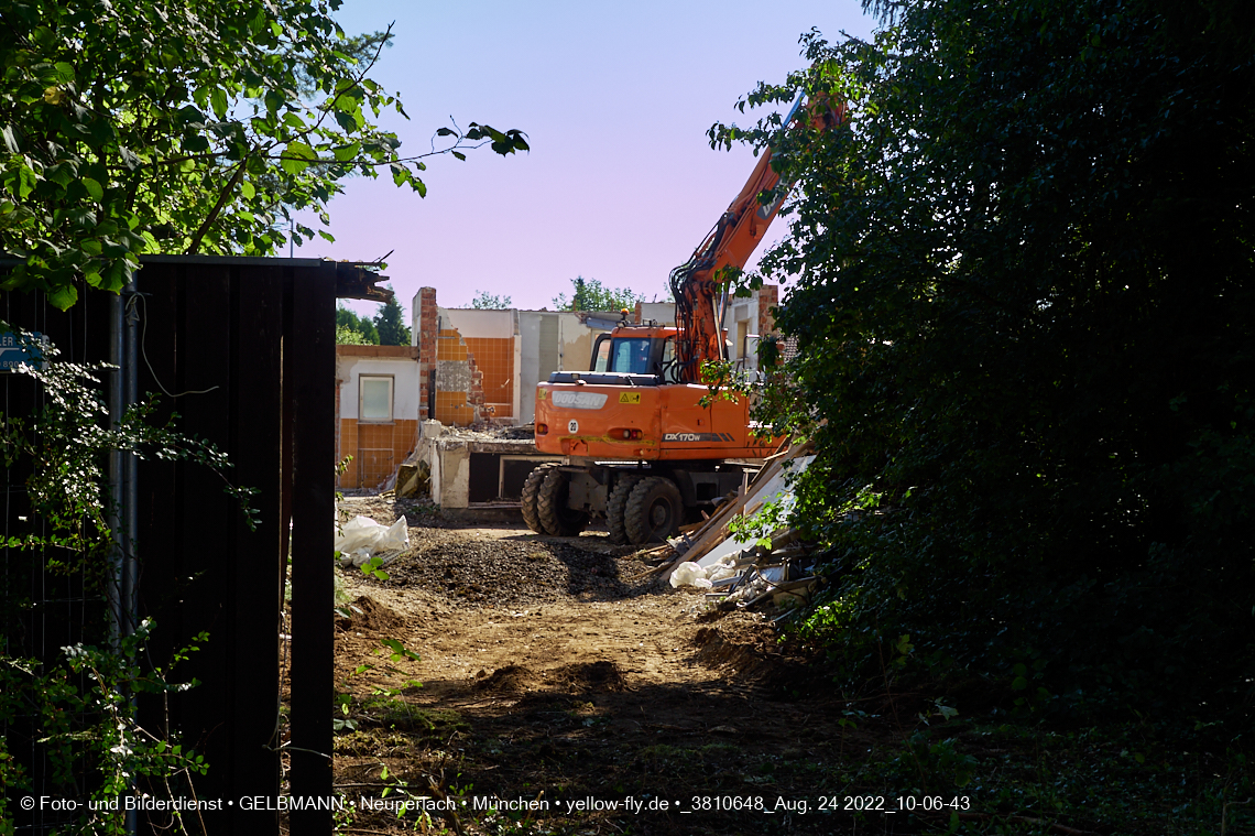 24.08.2022 - Baustelle an der Niederalmstraße 16 und Hugo-Lang-Bogen 13 in Neuperlach-Trudering